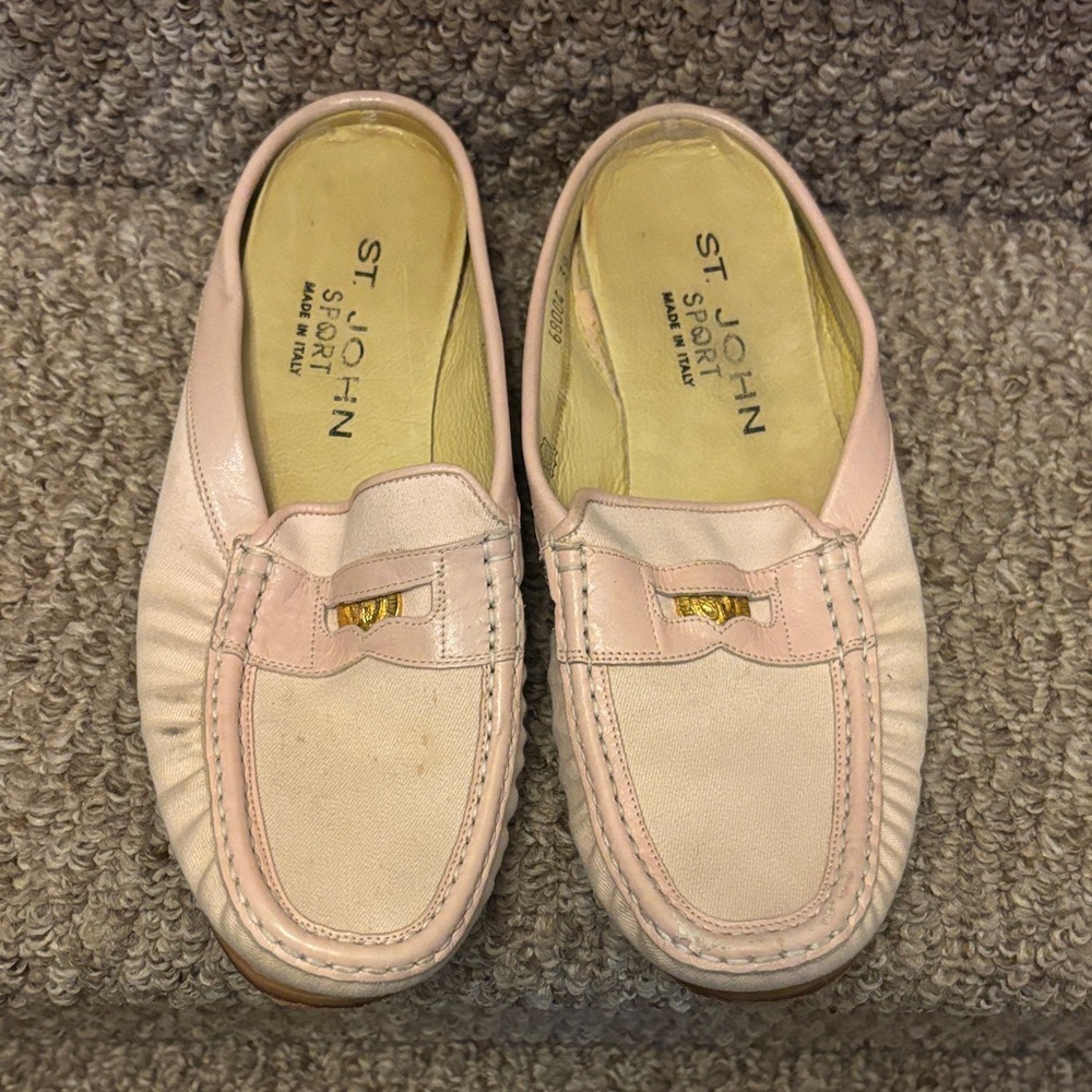 St. John Sport Women's Pink Loafers Size 39